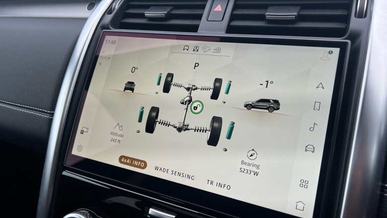 Land Rover Discovery 3.0 D300 R-Dynamic SE 5dr Auto Diesel Station Wagon